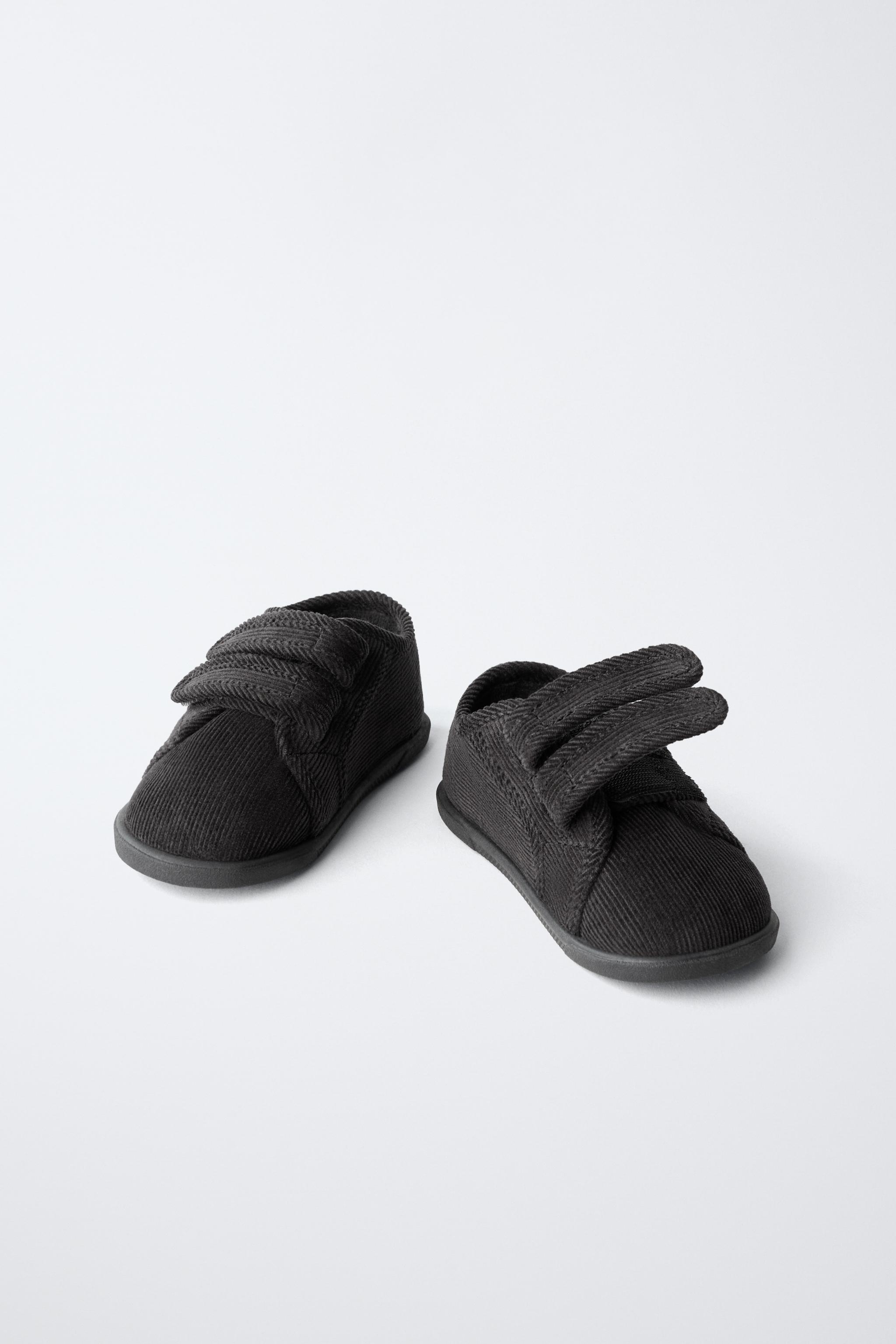 CORDUROY BAREFOOT SNEAKERS